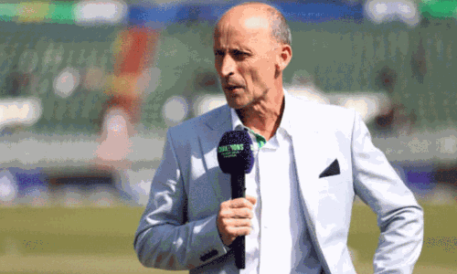 ఫైన‌ల్ పిచ్ ట్యాంప‌ర్.. ఇంగ్లండ్ మాజీ కెప్టెన్ పిచ్చి ఆరోప‌ణ‌లు