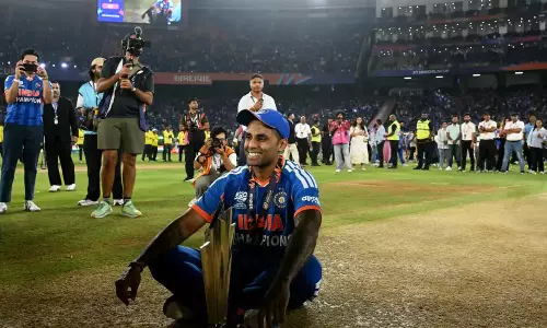 సూర్య కుమార్ యాద‌వ్.. చ‌రిత్ర‌లో నిలిచిపోయావ్..!