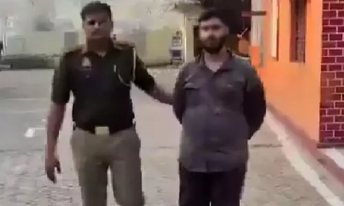 ఇంజనీర్ ఉన్మాదం.. కవల సోదరిని 40 సార్లు పొడిచి చంపిన తమ్ముడు!