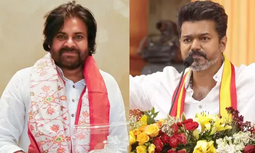 తమిళ పాలిటిక్స్ లో పవర్ స్టార్.. దళపతి విజయ్ తో కీలక మంత్రాంగం?