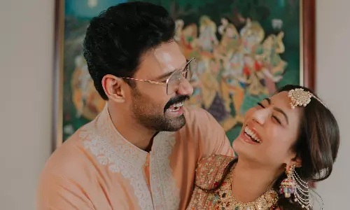 అల్లుడు శీను పెళ్లా.. మజాకానా! బెల్లంకొండ తగ్గేదేలే!!