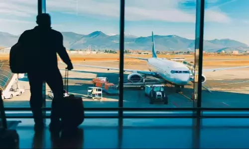 బ్రెయిన్ డ్రెయిన్: మన యువత, మన వనరులు.. ఎందుకు విదేశాల బాట పడుతున్నారు?