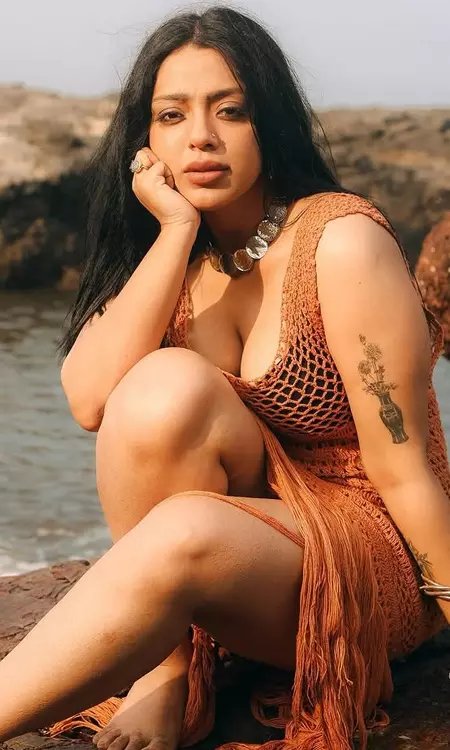 Deviyani Sharma Shares Beautiful Beach Photos