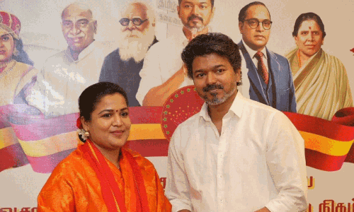 విజ‌య్‌పై తిరుగుబాటు..నిల‌దీసీన నేత‌!