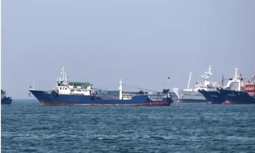 పుష్పక్.. పరిమళ్ నౌకలు హర్ముజ్ జలసంధిని దాటేలా ఇరాన్ సాయం