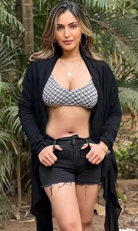 Shivangi Vermas Elegant Looks