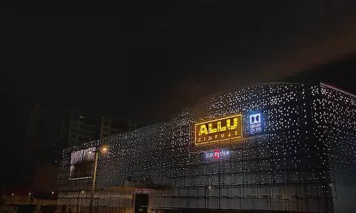 అల్లు వారి 75 అడుగుల డాల్బీ స్క్రీన్ టికెట్ రేటు ఎంత బాస్?