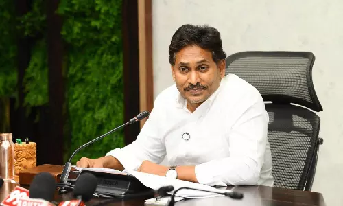 వైసీపీకి జగనే బలం...సర్వం