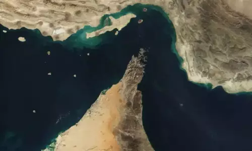 యుద్ధానికి ఇరాన్ డెడ్ లైన్.. మూడు షరతులు.. హర్మూజ్ జలసంధిపై ఉత్కంఠ.. అగ్రరాజ్యం ఏం చేయబోతోంది?