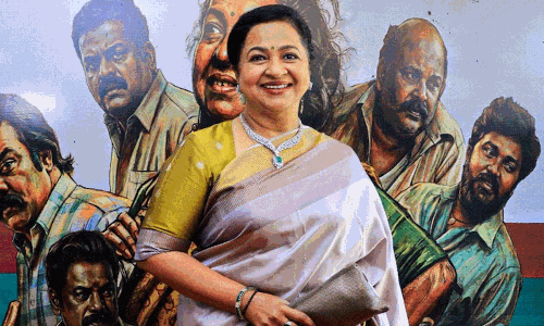 రాధిక కామెంట్స్ నిజమే.. కానీ..