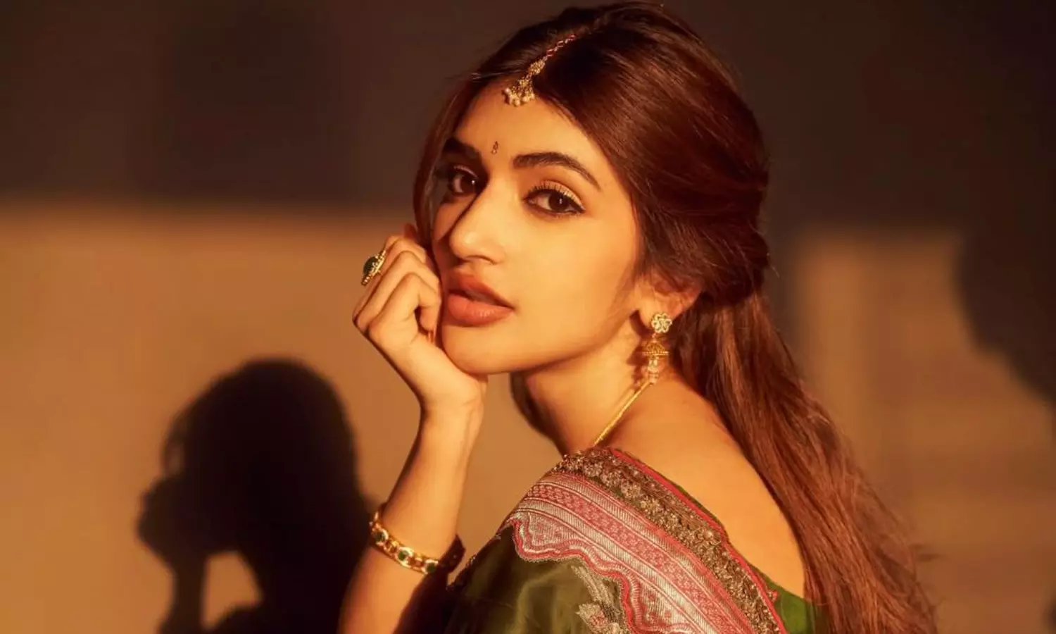 సాంప్రదాయంగా ఆకట్టుకుంటున్న శ్రీ లీల.. ఆ ప్రత్యేకత గమనించారా?