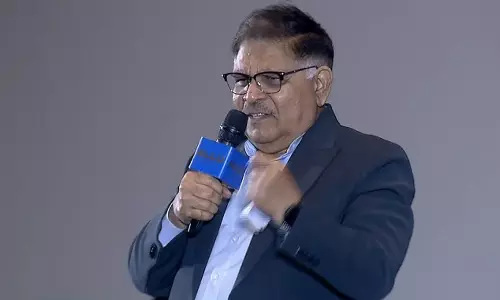 వంద‌ల కోట్ల రియ‌ల్ వెంచ‌ర్లు వ‌దిలేసి అల్లు అర‌వింద్ ఎందుకిలా చేసారు?