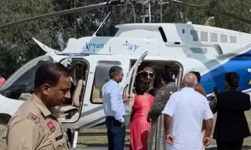 కొడుకు పెళ్లి వేళ హెలికాఫ్టర్ మొక్కు తీర్చుకున్నాడు