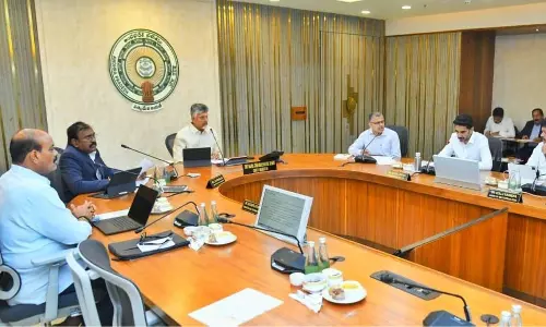 మంత్రుల ర్యాంకింగ్స్ : ఫస్ట్ లాస్ట్ ఆ రీజియన్ లోనే !