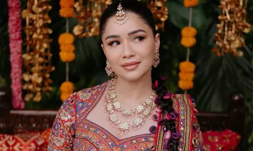 భ‌న్సాలీ క‌థానాయిక‌లా మురిపిస్తున్న సారా టెండూల్క‌ర్