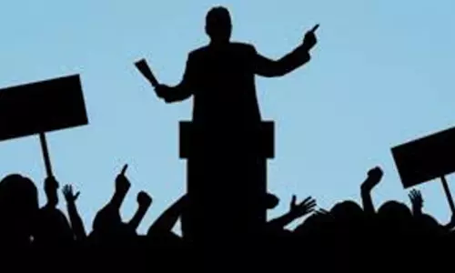 తమిళ రాజకీయాల్లో స్టార్ పవర్ వర్క్ అవుట్ కావడం లేదా?