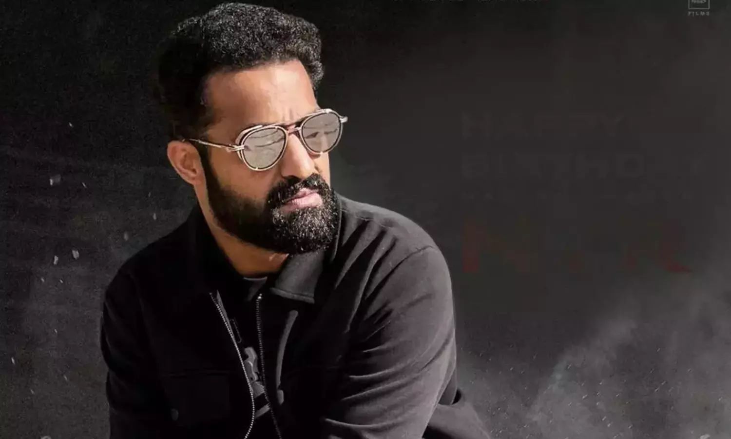 ఎన్టీఆర్ తో ఆ సినిమా చేద్దామనుకున్నా.. కానీ? ఎన్టీఆర్ తో ఆ సినిమా చేద్దామనుకున్నా.. కానీ?