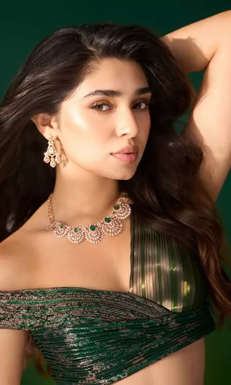 Krithi Shetty’s Regal Green Look is Pure Perfection