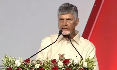 ఆ కుటుంబాల‌కు 5 ల‌క్ష‌లు: గంట‌కోసారి చంద్ర‌బాబు ఫోన్‌!