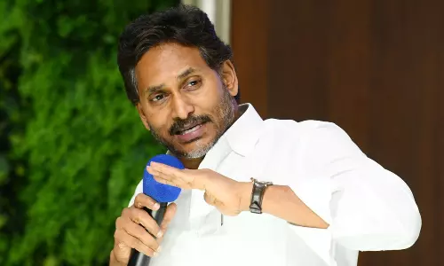 జగన్ కి గోల్డెన్ చాన్స్...వైసీపీకి బూస్టింగ్