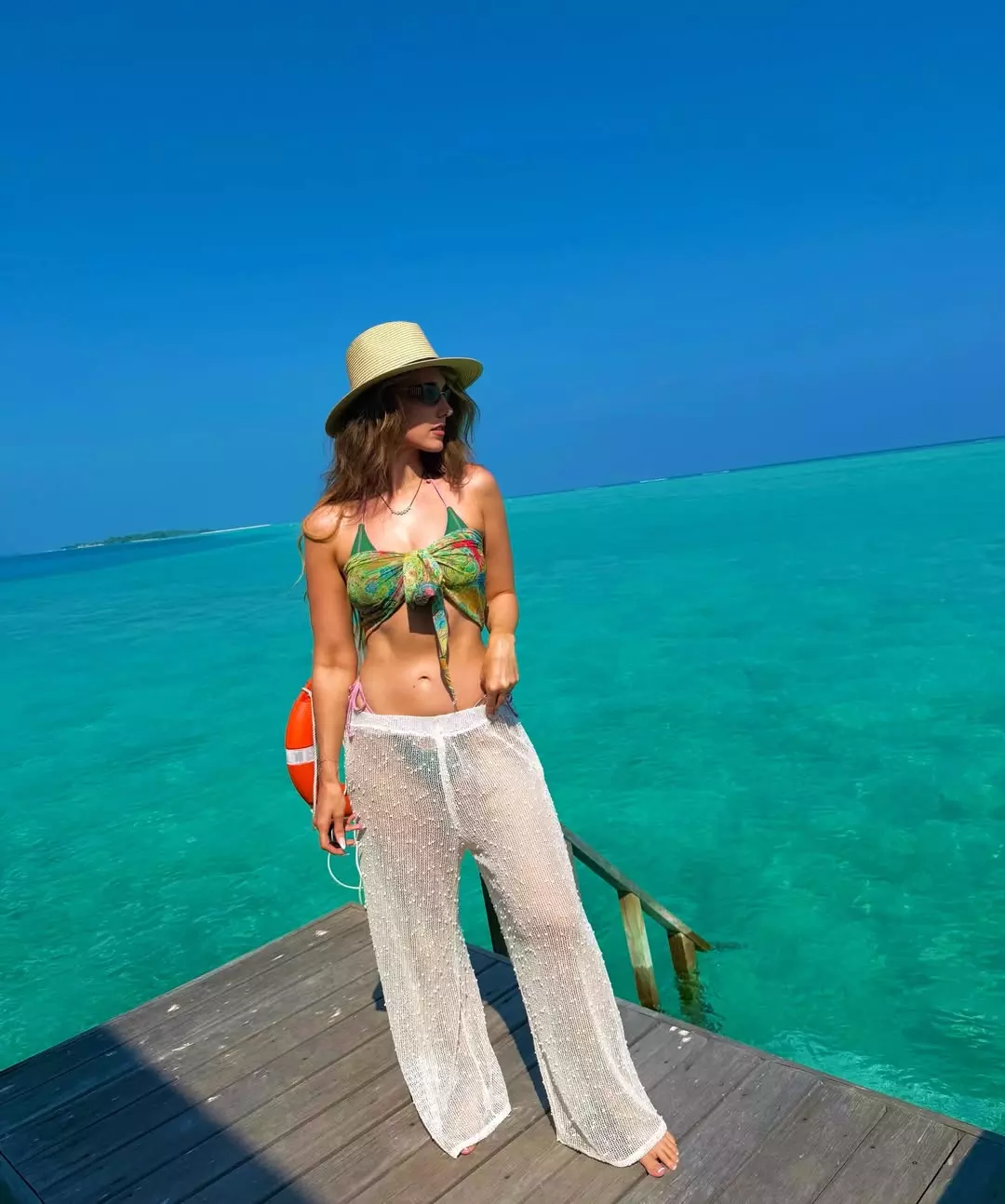 Shikhar Dhawan Wife Sophie Shine Enjoys Beach Life Shikhar Dhawan Wife Sophie Shine Enjoys Beach Life