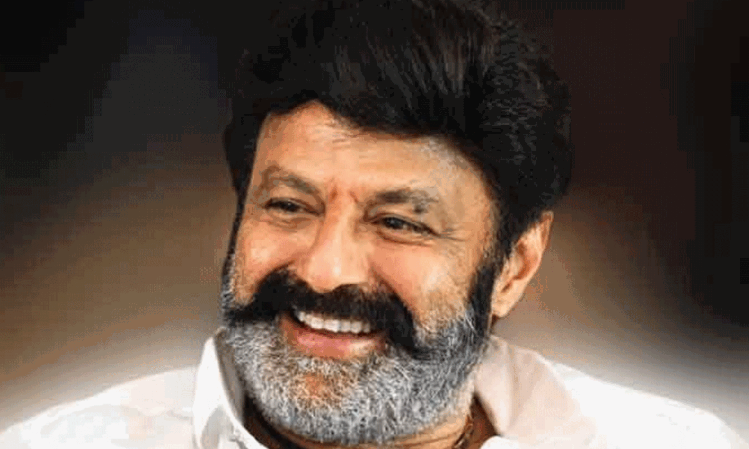 సీనియర్ ఎన్టీఆర్ కి దక్కనివి.. బాలయ్యకి దక్కుతున్నాయి !