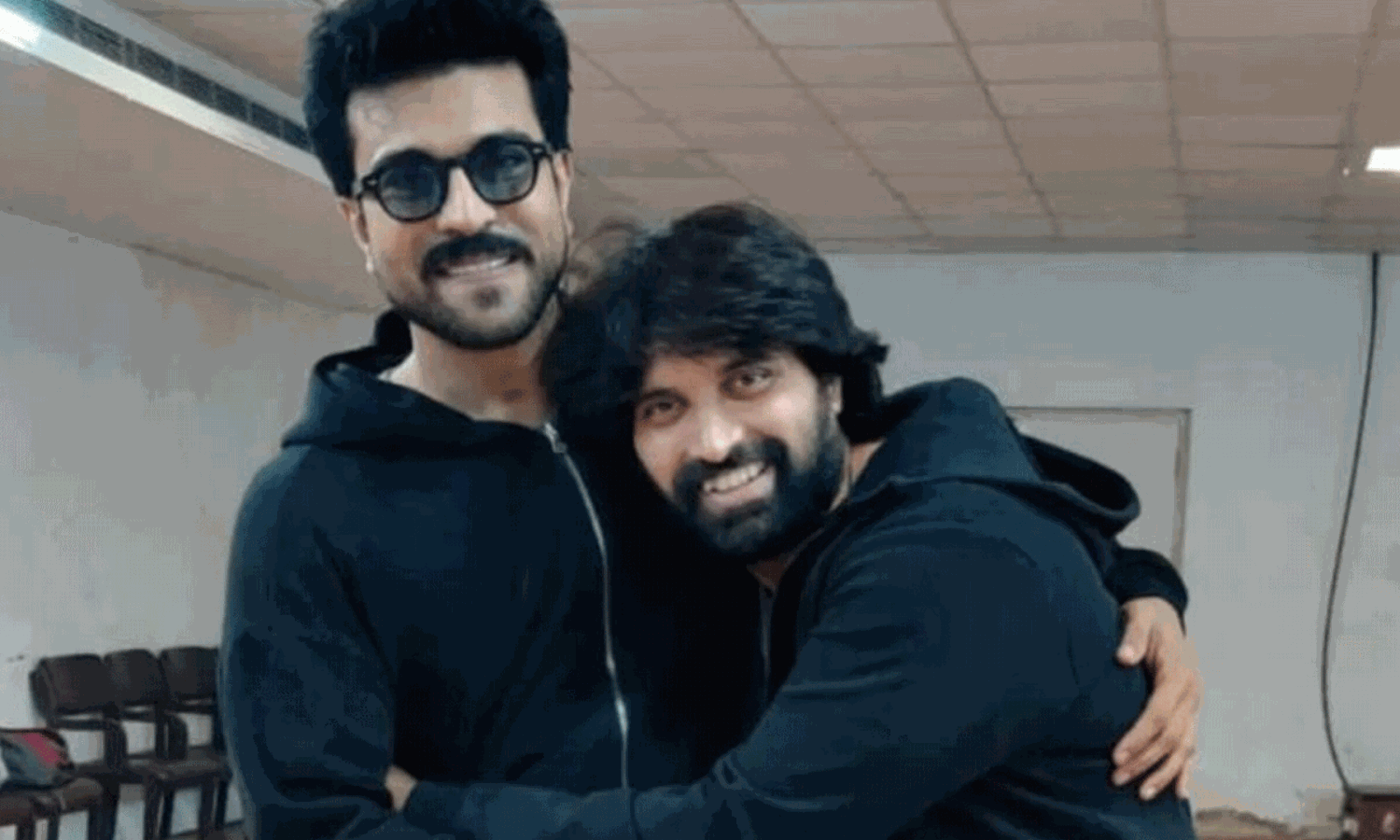 చరణ్ రియల్ హీరో.. ఆయనకు ఋణపడి ఉంటాం! చరణ్ రియల్ హీరో.. ఆయనకు ఋణపడి ఉంటాం!