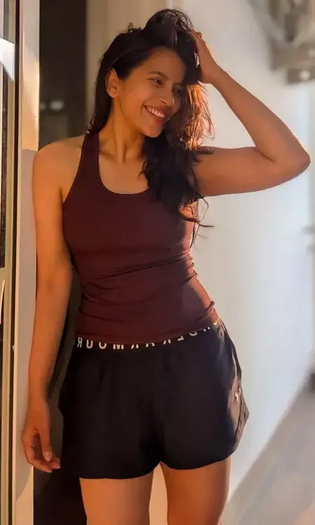 Komalee Prasad Stuns with Effortless in Latest Look