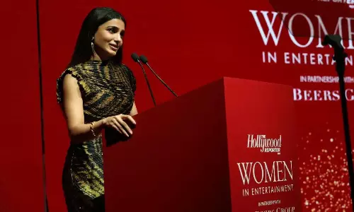 హీరోల పక్కన ఉండడం.. సారీలు చెప్పడం కాదు.. ఇకనైనా అవి మానుకోండి..: సమంత