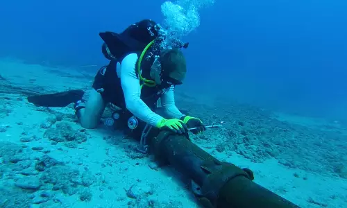 సముద్ర గర్భంలో ఏం జరుగుతోంది? డిజిటల్ ఇండియాకు ప్రమాదం పొంచి ఉందా..?