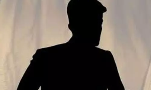 భారీ ఆఫర్స్ వస్తున్న స్టార్ డాటర్ లెక్క చేయట్లేదా?