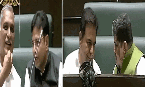 తెలంగాణ అసెంబ్లీలో ఆహ్లాదకర దృశ్యం.. ఏపీ రాజకీయాల్లో ఇలాంటి మర్యాద ఊహించగలమా?