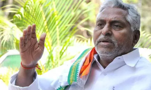 జనంలోకి జీవన్ రెడ్డి... రేవంత్ మీద అసంతృప్తి రాజేయడమేనా ?