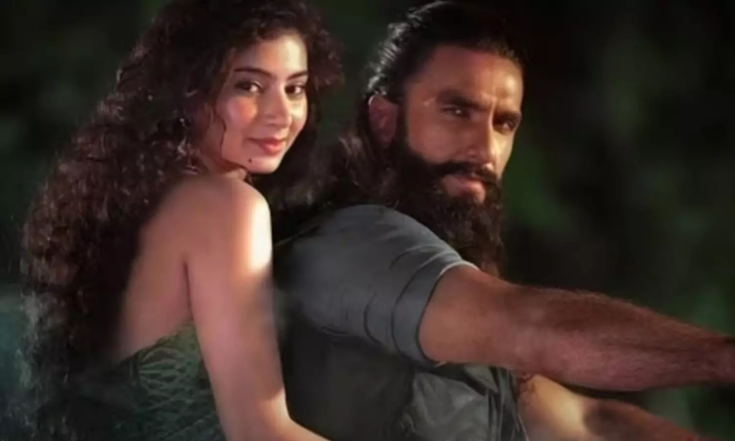 దురంధర్ లాజిక్కు.. లియారీ వీధుల్లో మినీస్కర్ట్ బ్యూటీ ఎలా బాబూ? దురంధర్ లాజిక్కు.. లియారీ వీధుల్లో మినీస్కర్ట్ బ్యూటీ ఎలా బాబూ?