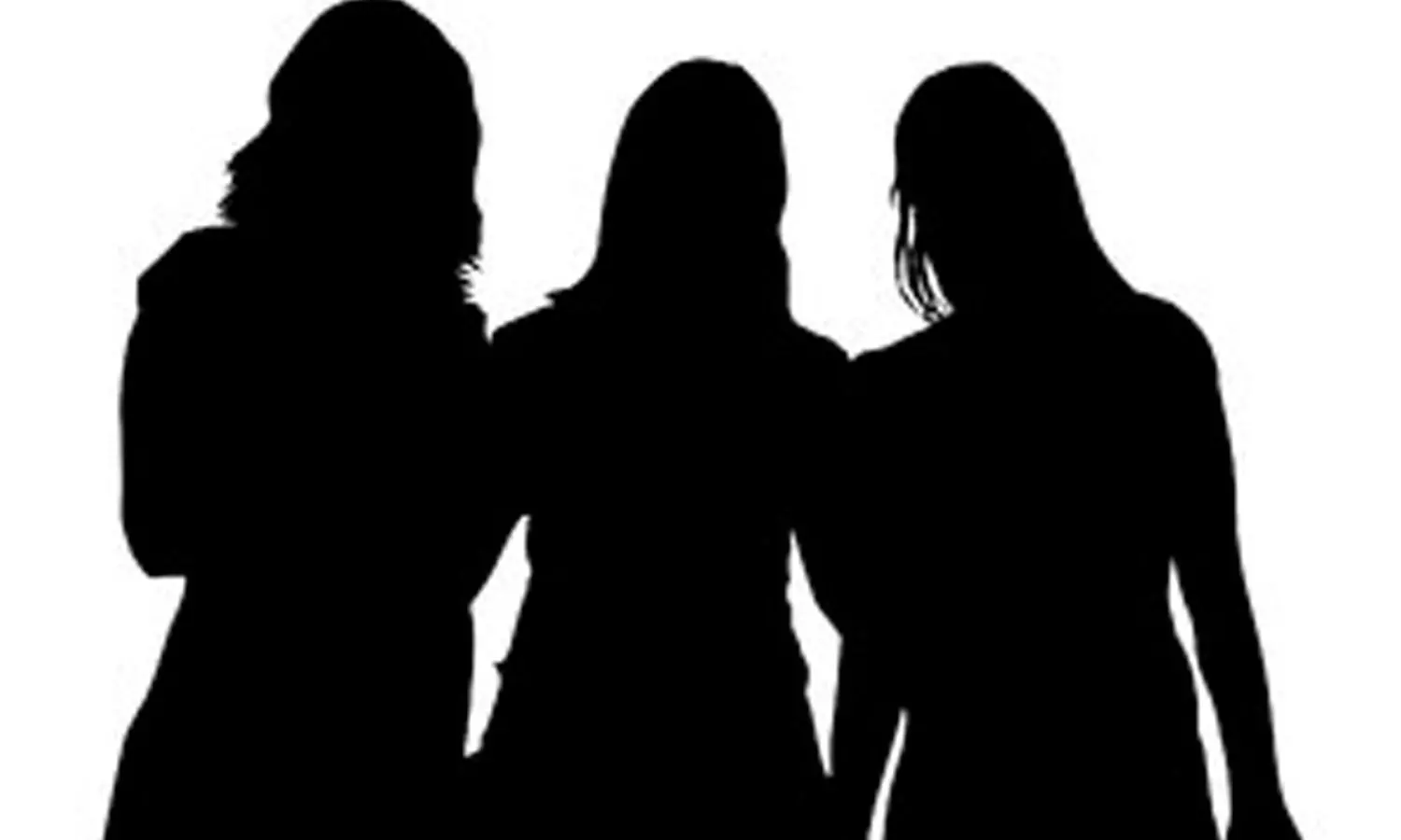 వెండి తెరపై హీరోయిన్ల ప్రయోగాలు! వెండి తెరపై హీరోయిన్ల ప్రయోగాలు!