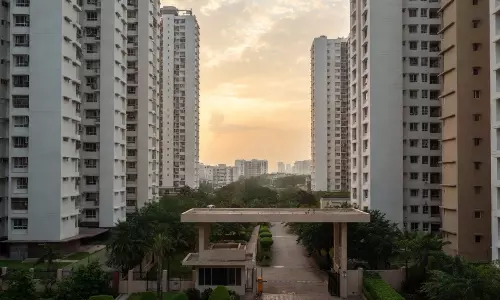 గేటెడ్ కమ్యూనిటీలో విజిటర్స్‌కు నో ఎంట్రీ.. ఆదిత్య హైట్స్ రచ్చ అక్కడ ఏం జరిగింది?