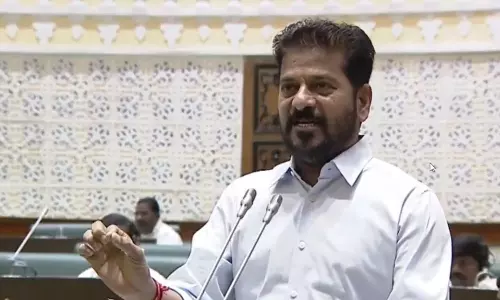 రేవంత్ దూకుడుతో రూటు మార్చిన సీనియర్ మంత్రులు!