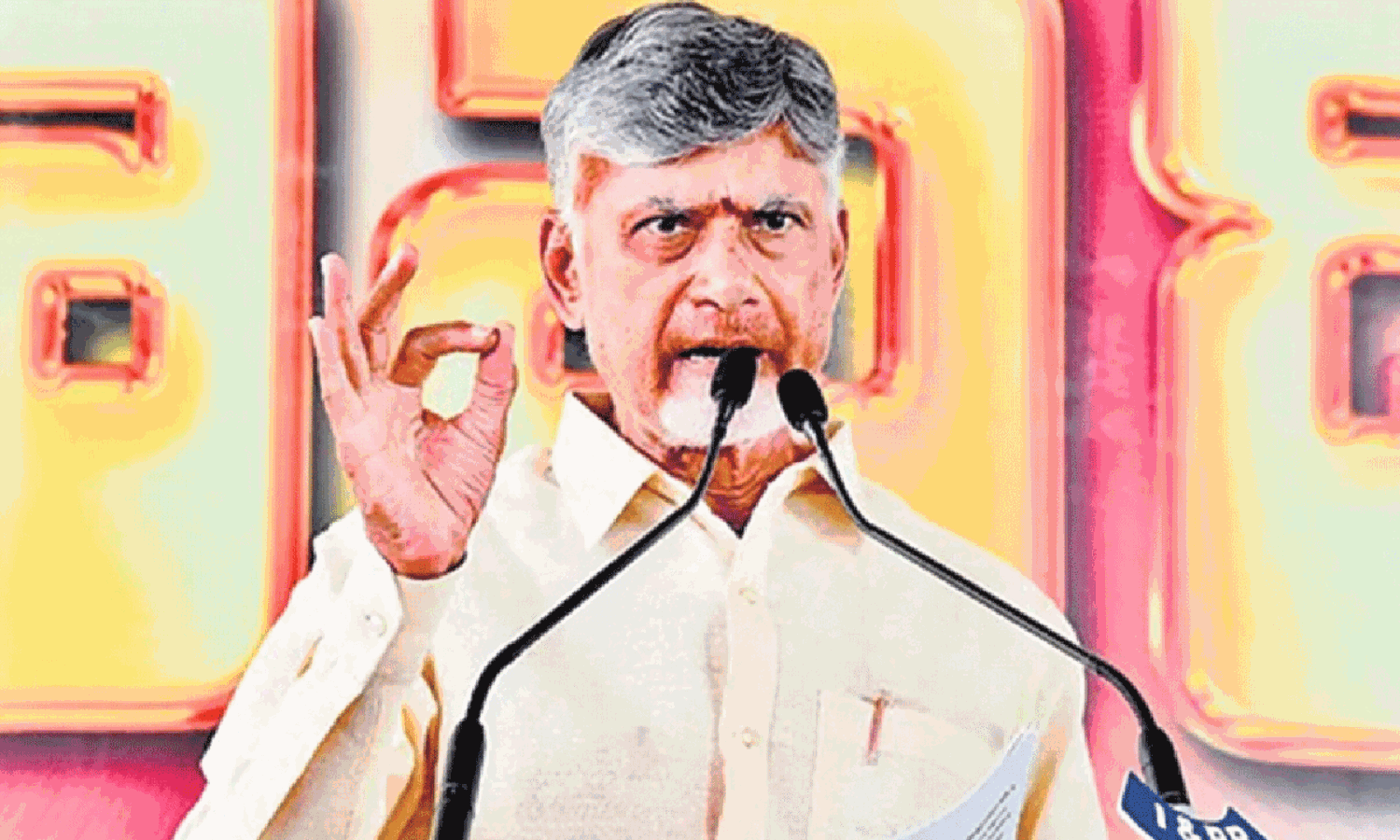 ఆయనకు ప్యాలెస్లు.. పేదలకు శ్మశానాలా?: జగన్పై చంద్రబాబు ఫైర్ ఆయనకు ప్యాలెస్లు.. పేదలకు శ్మశానాలా?: జగన్పై చంద్రబాబు ఫైర్