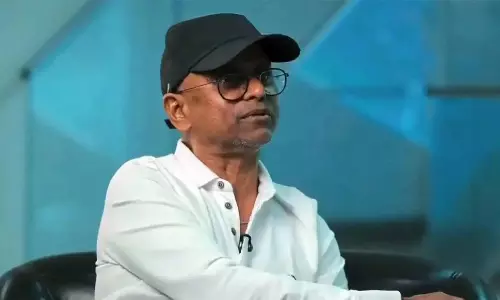 రూ.55 కోట్ల వివాదం.. మురుగదాస్ ఫ్రీగా స్టోరీ ఇవ్వాల్సిందేనా?