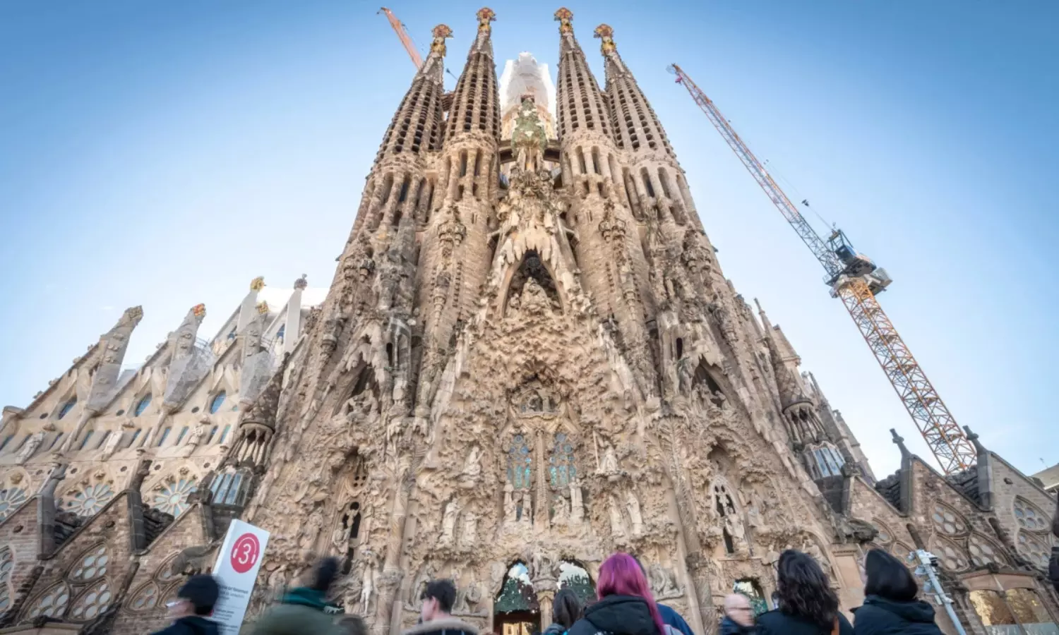 144 ఏళ్లుగా కొనసాగుతున్న నిర్మాణం.. దీని వెనుక ఉన్నదెవరు..? ఎందుకు ఇంత లేట్..