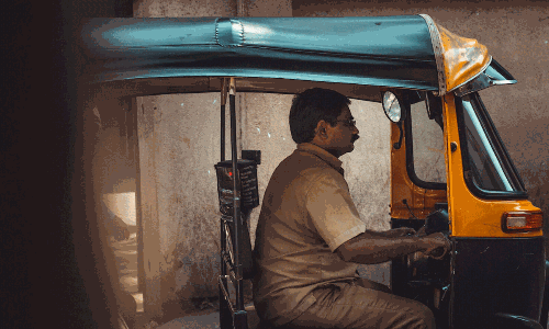 టెక్కీల సంపాదన కన్నా ఆటో డ్రైవర్ల సంపాదనే ఎక్కువ.. ఉత్కర్ష్ సర్వేలో ఆసక్తి కర విషయాలు..