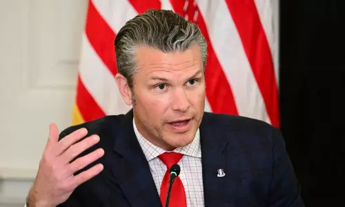 యుద్ధం మొదలుపెట్టించి దోచుకునే ప్లాన్..అమెరికా రక్షణ మంత్రి దొరికిపోయాడు