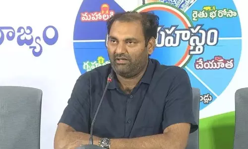 పవన్ గుడుంబా తాగితే తప్పులేదా? సినీ యాక్టర్లందరూ డ్రగ్స్ టెస్ట్ చేయించుకోవాలి..