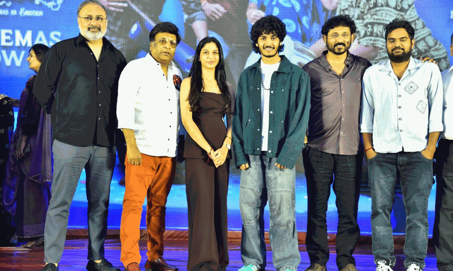 No Use Complaining About Movie Reviews No Use Complaining About Movie Reviews