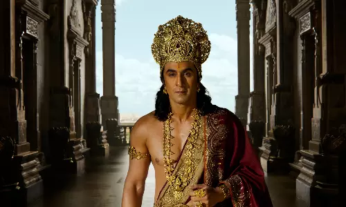 Ranbir Kapoor’s Rama Look Impresses, VFX Gets Mixed Response