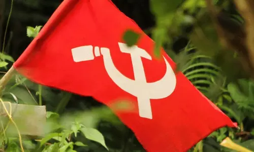 ఎర్ర కోట గెలుస్తుందా...కామ్రేడ్స్ ఉనికి నిలుస్తుందా ?