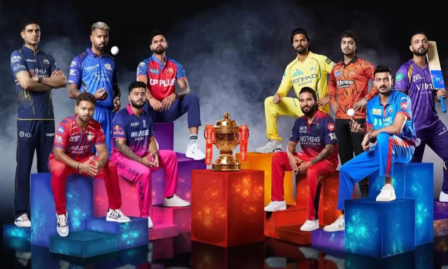 అజేయంగా ముగ్గురు.. అట్టడుగున దిగ్గజాలు.. పాయింట్ల పట్టికలో వింత ట్రెండ్స్! అజేయంగా ముగ్గురు.. అట్టడుగున దిగ్గజాలు.. పాయింట్ల పట్టికలో వింత ట్రెండ్స్!