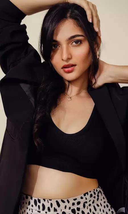 Kayadu Lohar’s Bold & Beautiful Black Look Steals the Spotlight