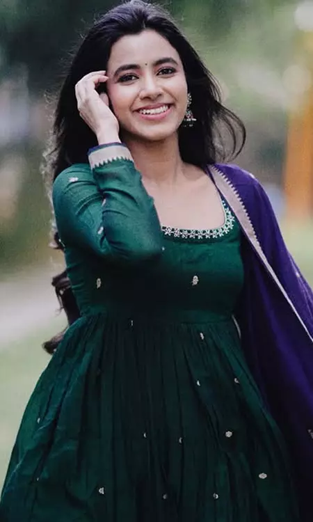 Shivani Nagaram Stuns in Green Outfit, Wins Hearts Again
