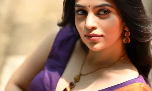 Bandhavi Sridhar’s Stunning Saree Elegance